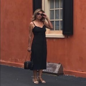 TOPSHOP  Black Ruffles Button Down Midi Dress